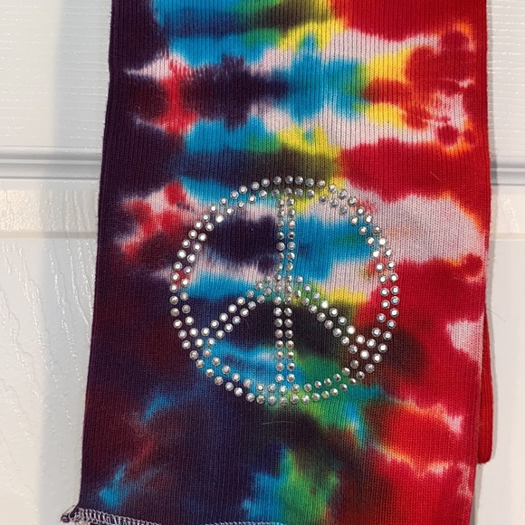 Undeebandz Tie-Dye Scarf - Picture 2 of 3